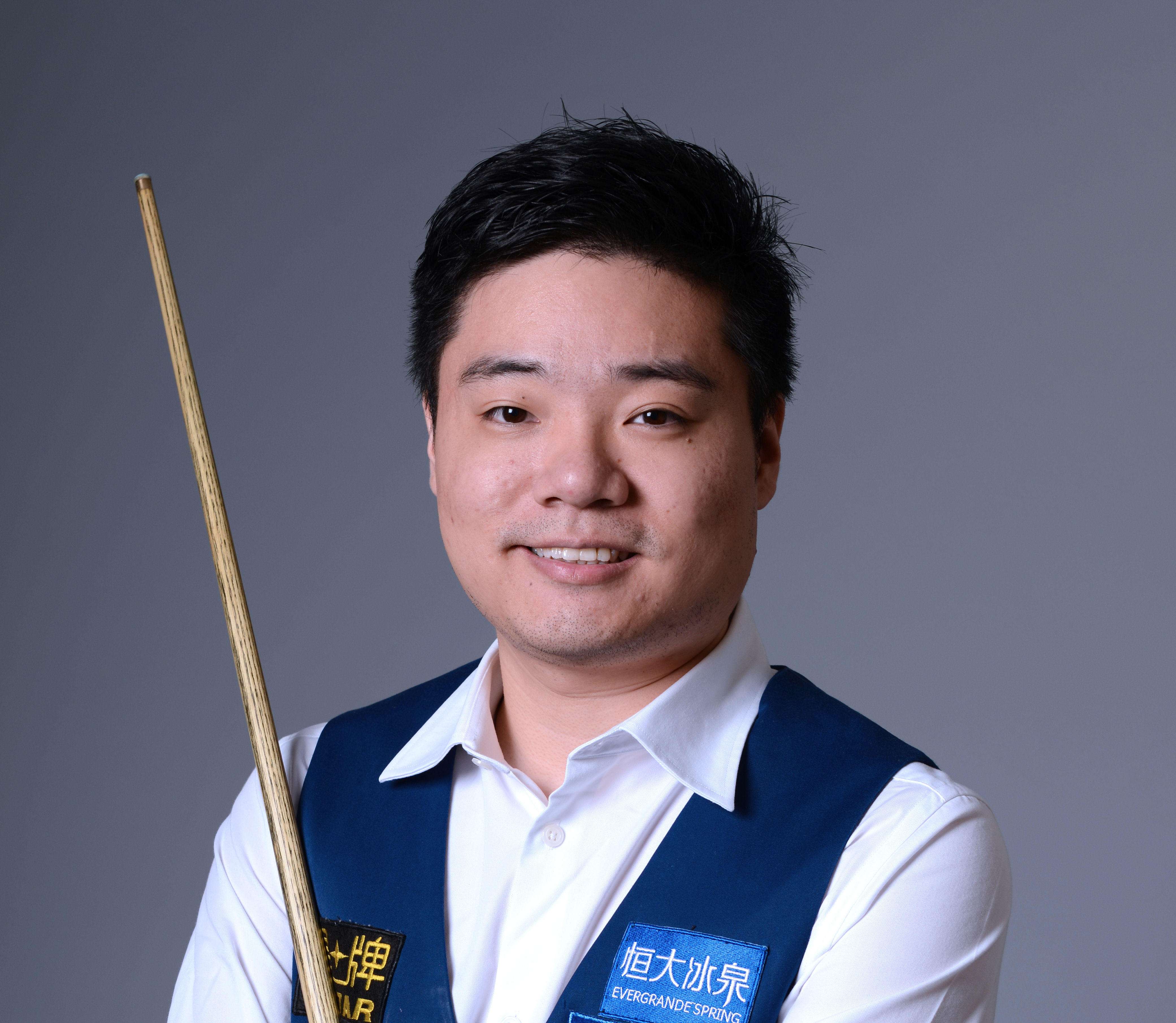 队在后防线 队在后防线