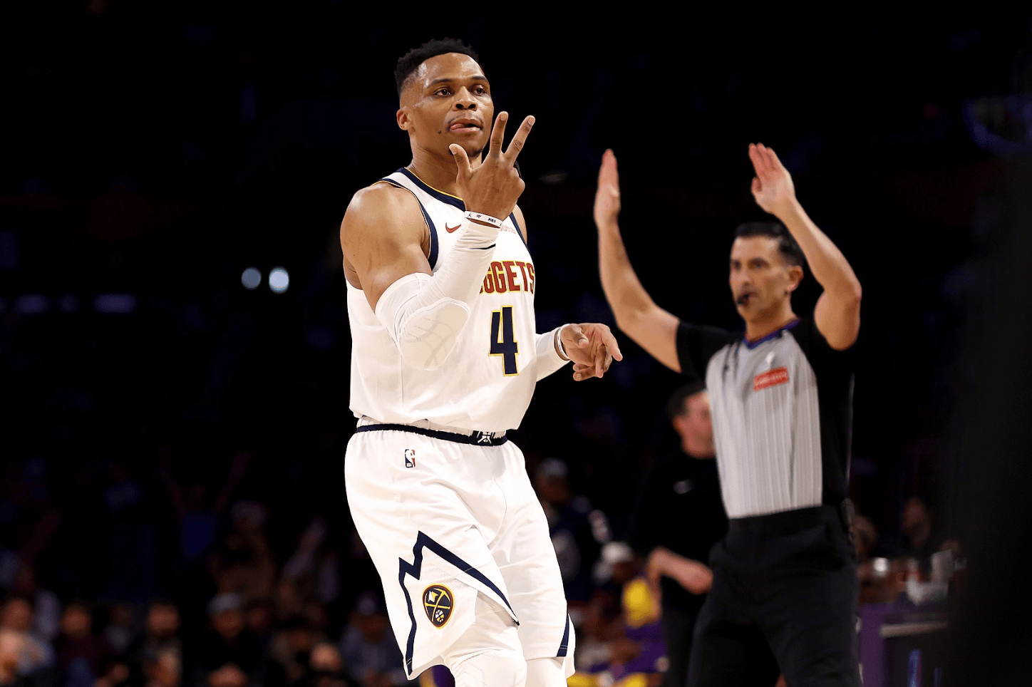 国王追到两 国王追到两