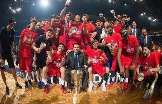 赛中对照执 赛中对照执